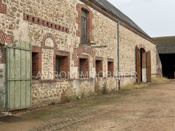 Image No.6-3 Bed House for sale