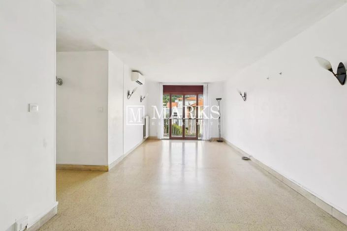 Image No.12-1 Bed Apartment for sale