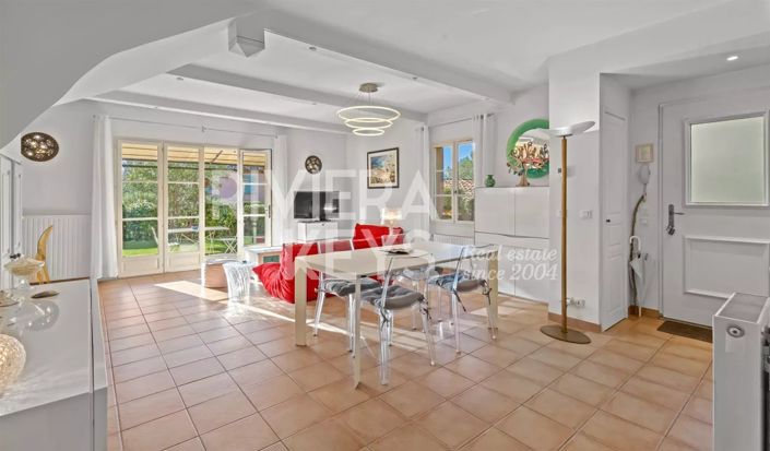 Image No.5-3 Bed House for sale