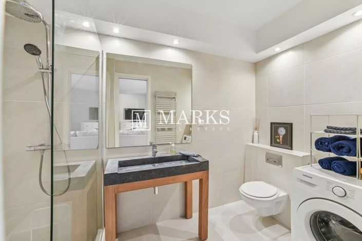 Image No.10-1 Bed Apartment for sale