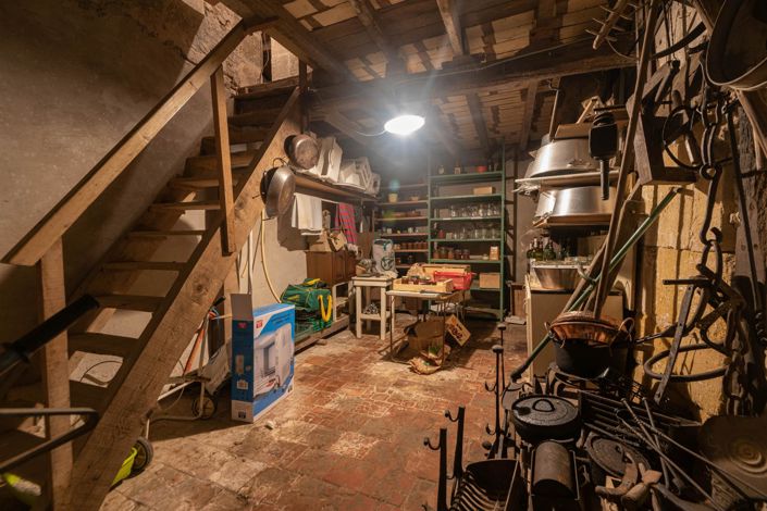 Image No.14-4 Bed House for sale