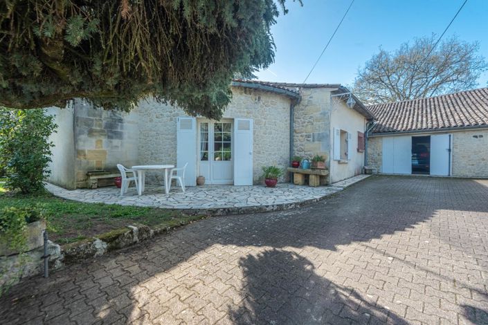 Image No.17-4 Bed House for sale