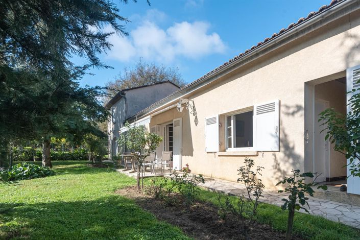 Image No.5-4 Bed House for sale