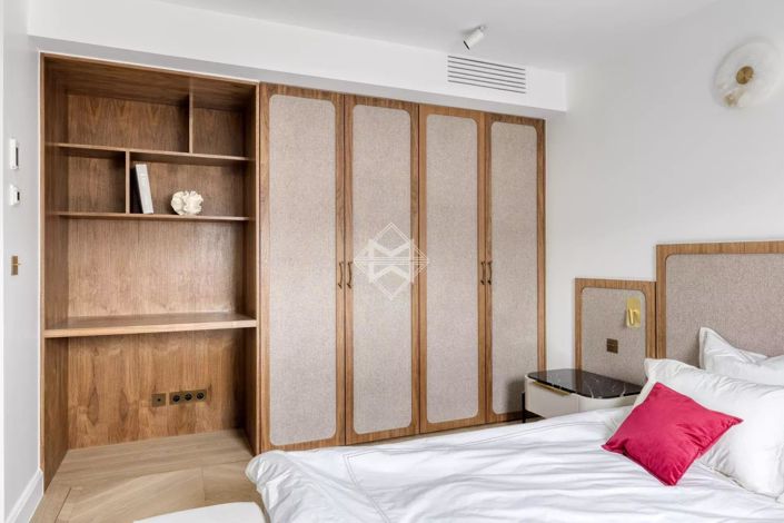 Image No.7-5 Bed Apartment for sale