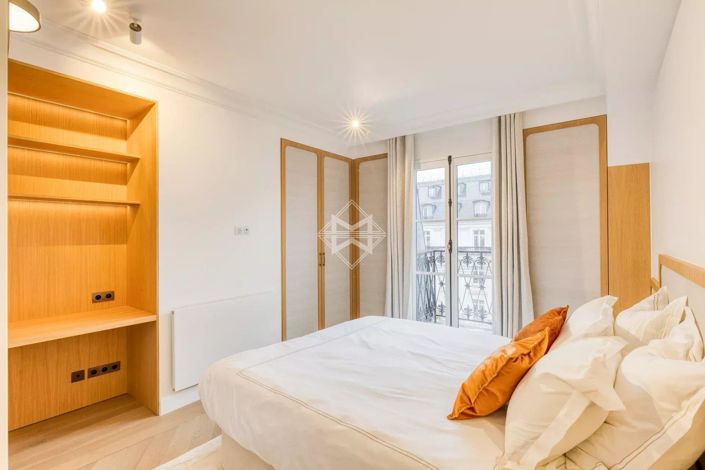 Image No.8-5 Bed Apartment for sale