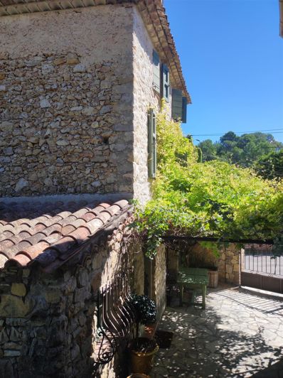 Image No.3-2 Bed House for sale