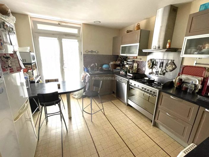 Image No.4-4 Bed House for sale