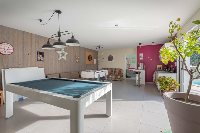 Image No.19-5 Bed House for sale