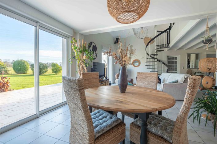 Image No.3-5 Bed House for sale