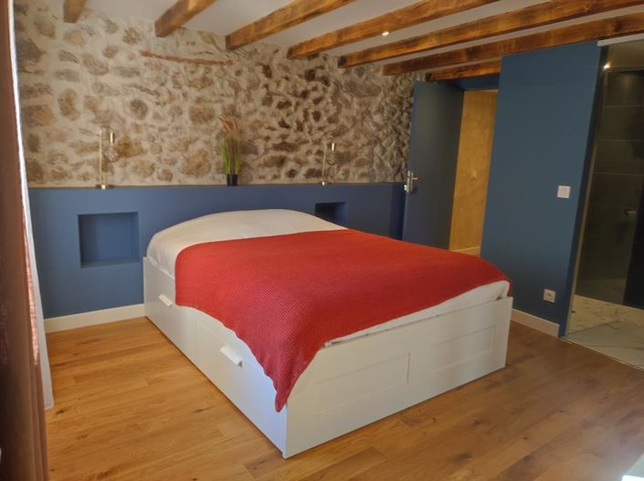Image No.8-3 Bed House for sale