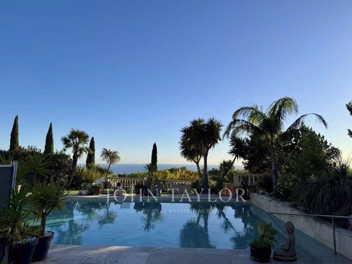 Image No.4-5 Bed House for sale