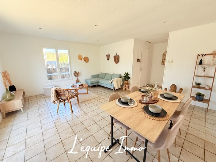 Image No.11-3 Bed House for sale