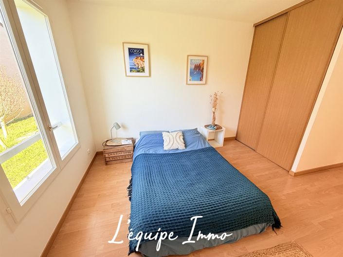Image No.13-3 Bed House for sale