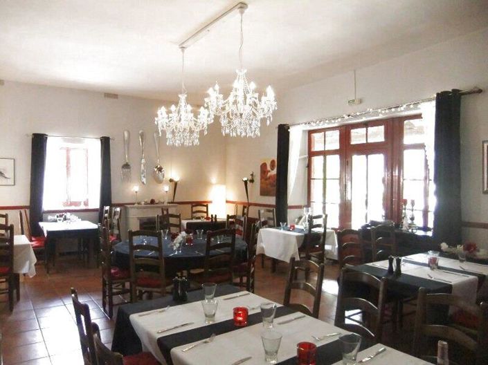Image No.2-9 Bed House for sale