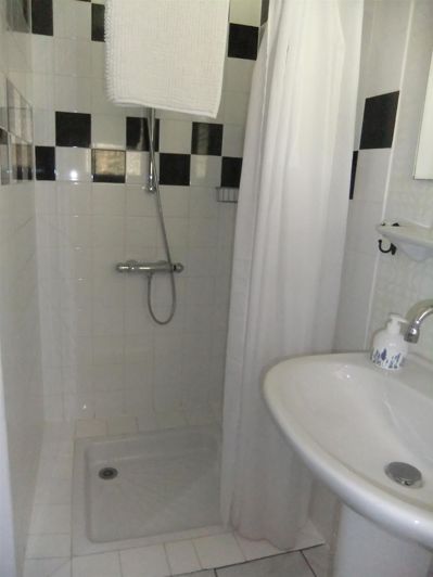 Image No.30-9 Bed House for sale