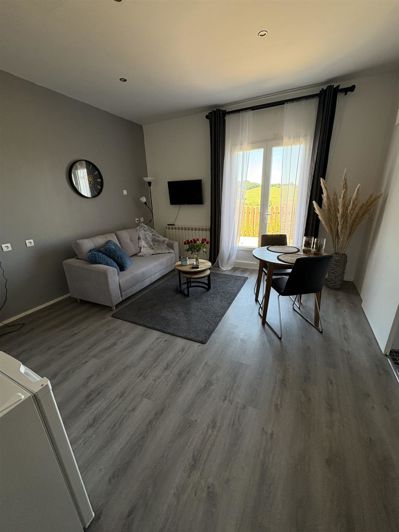 Image No.38-9 Bed House for sale