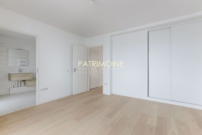 Image No.8-4 Bed Apartment for sale