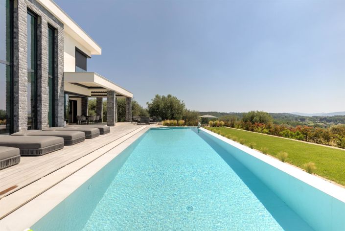 Image No.15-5 Bed House for sale