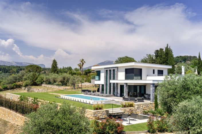 Image No.22-5 Bed House for sale