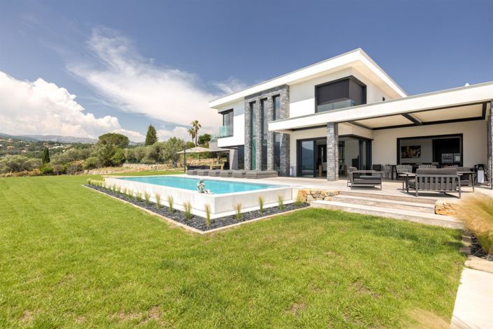 Image No.3-5 Bed House for sale