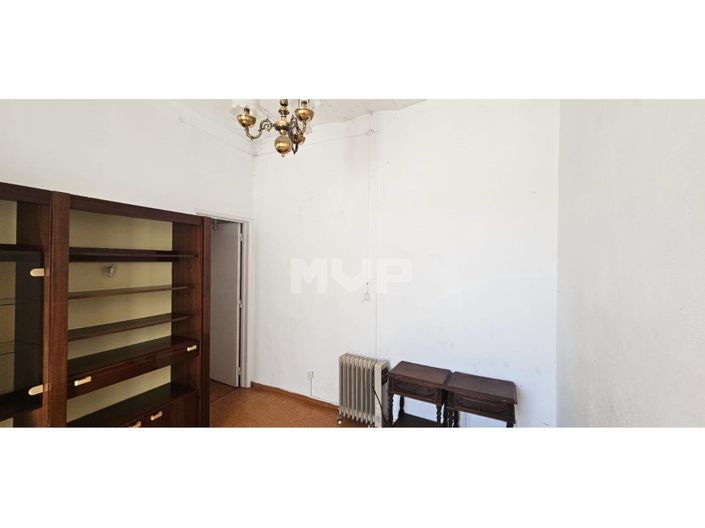 Image No.25-4 Bed House for sale