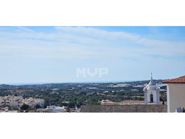 Image No.45-4 Bed House for sale