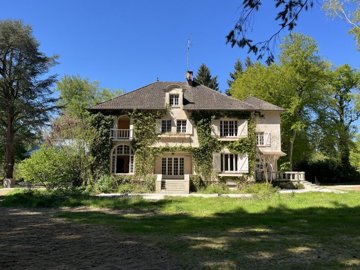 1 - Barbizon, House
