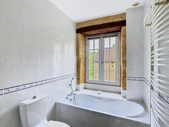 Image No.13-5 Bed House for sale