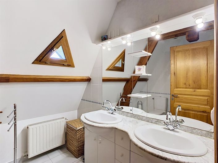 Image No.23-5 Bed House for sale