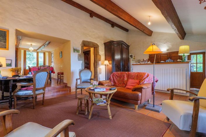 Image No.16-8 Bed House for sale