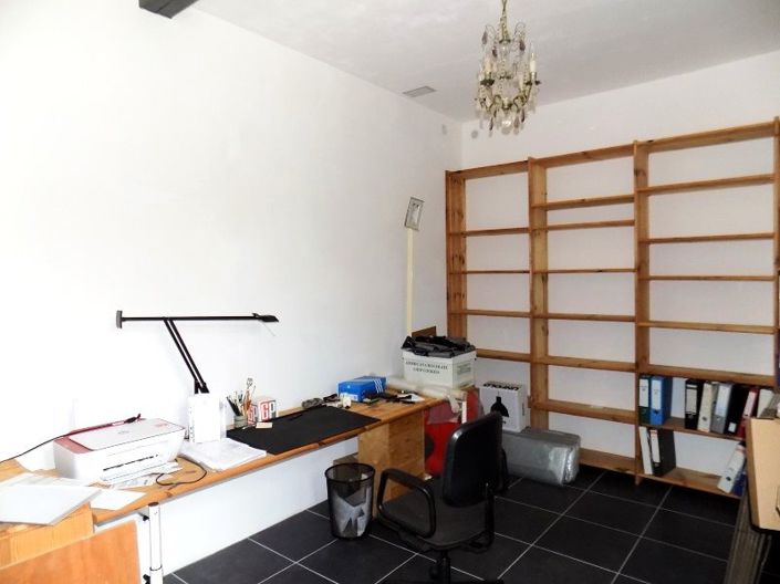 Image No.12-4 Bed House for sale