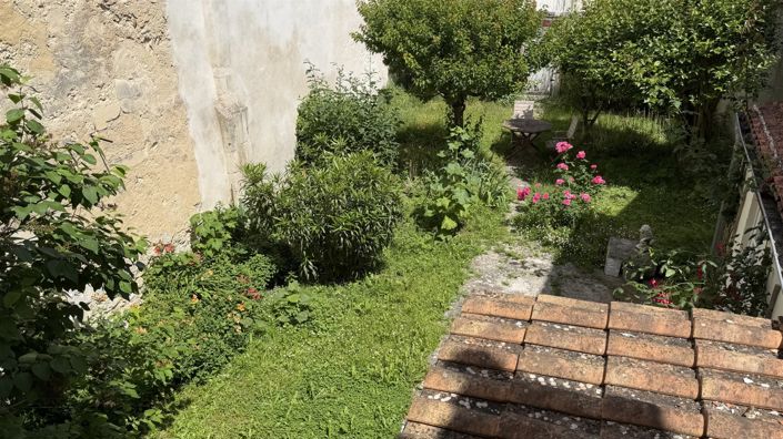 Image No.11-2 Bed House for sale