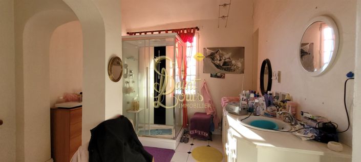 Image No.7-4 Bed House for sale