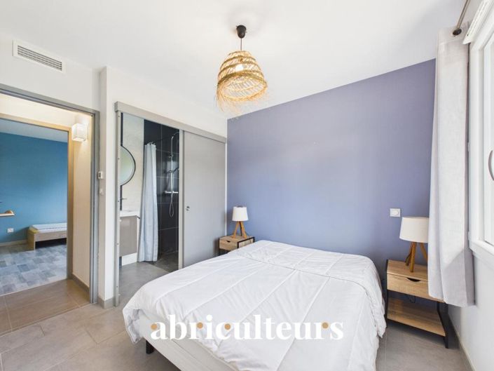 Image No.6-3 Bed House for sale
