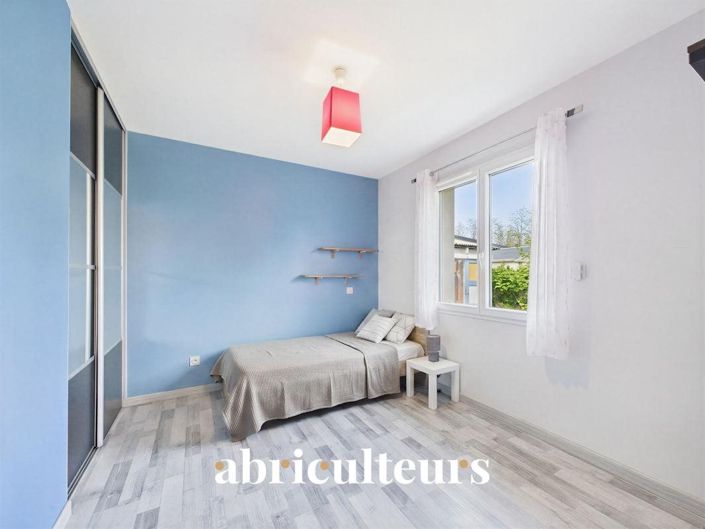 Image No.8-3 Bed House for sale
