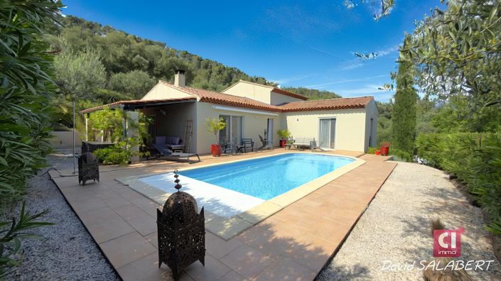 Image No.2-Propriété de 4 chambres à vendre à Le Luc