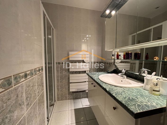 Image No.16-4 Bed House for sale