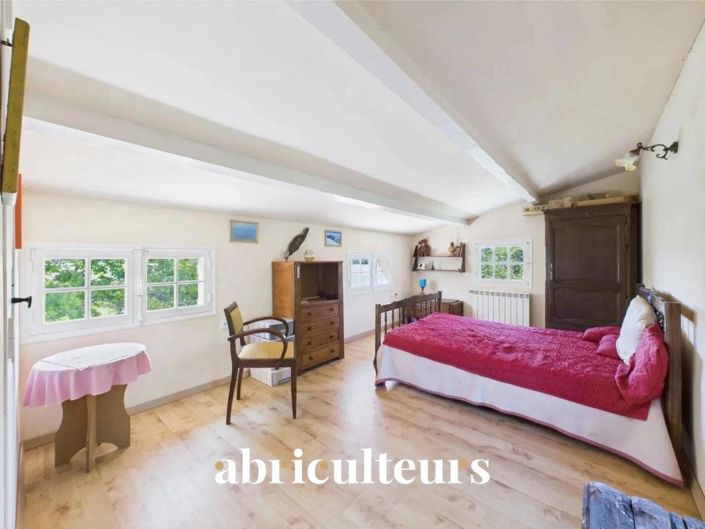 Image No.16-4 Bed House for sale