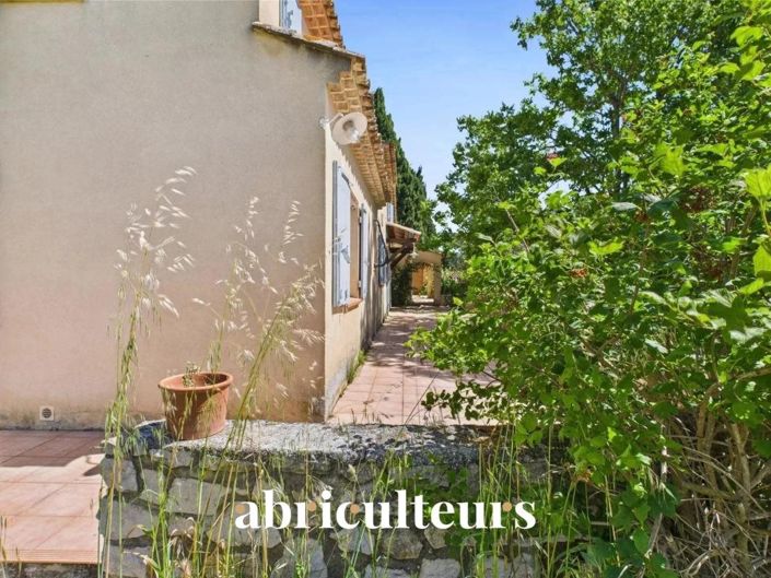 Image No.17-4 Bed House for sale