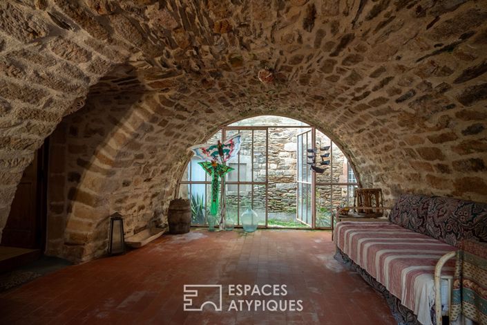 Image No.16-6 Bed House for sale