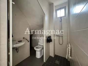 ayxiq2cehnsz48cm11