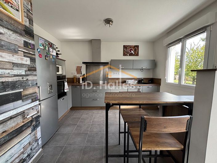 Image No.2-3 Bed House for sale