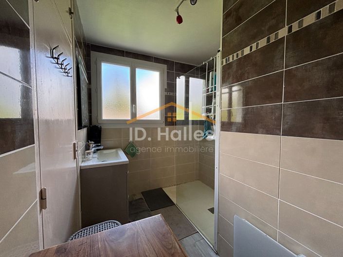 Image No.6-3 Bed House for sale