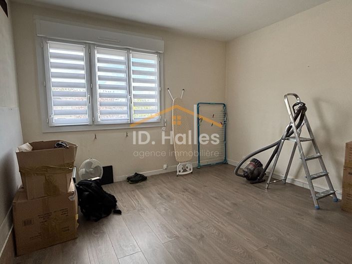 Image No.7-3 Bed House for sale