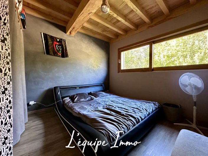 Image No.12-4 Bed House for sale