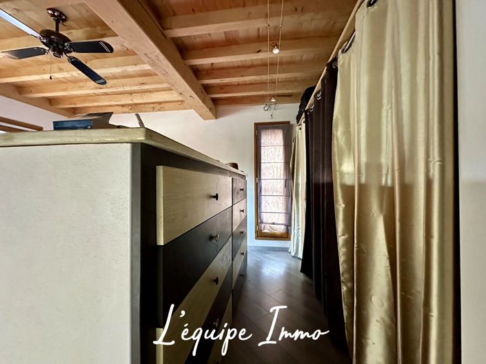 Image No.15-4 Bed House for sale