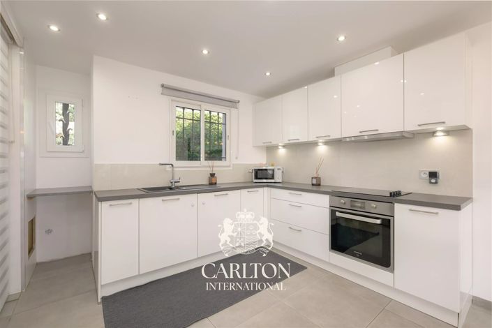Image No.13-3 Bed House for sale