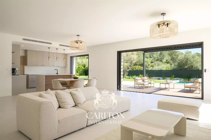 Image No.15-5 Bed House for sale