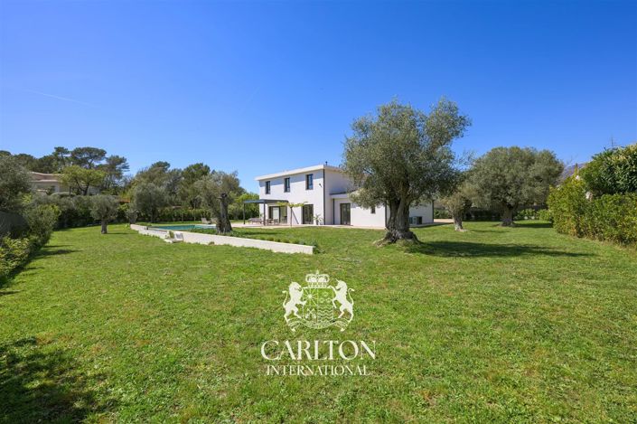 Image No.21-5 Bed House for sale