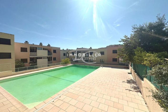 Image No.11-3 Bed Apartment for sale